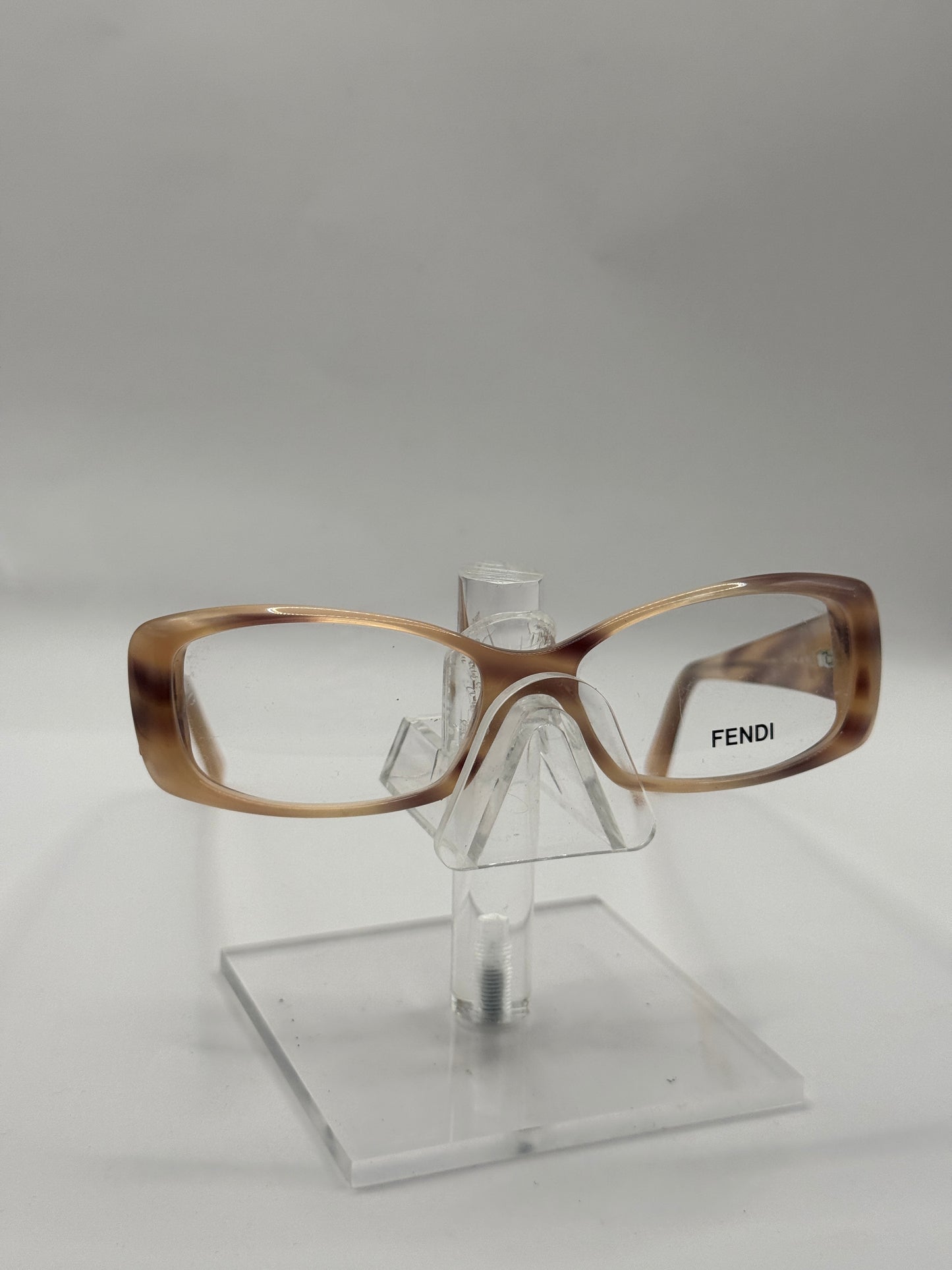 Fendi 716r Eyeglasses in color 650
