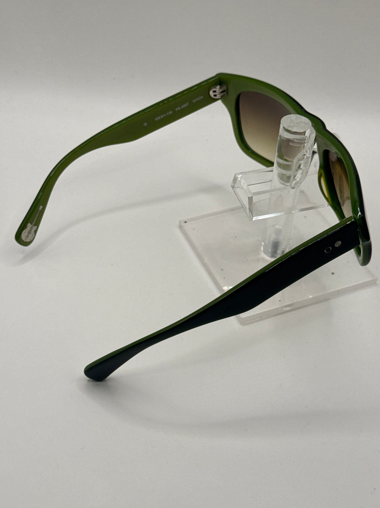 Paul Smith Ps 3007 Sunglasses in color Ivychartreuseolivegradient