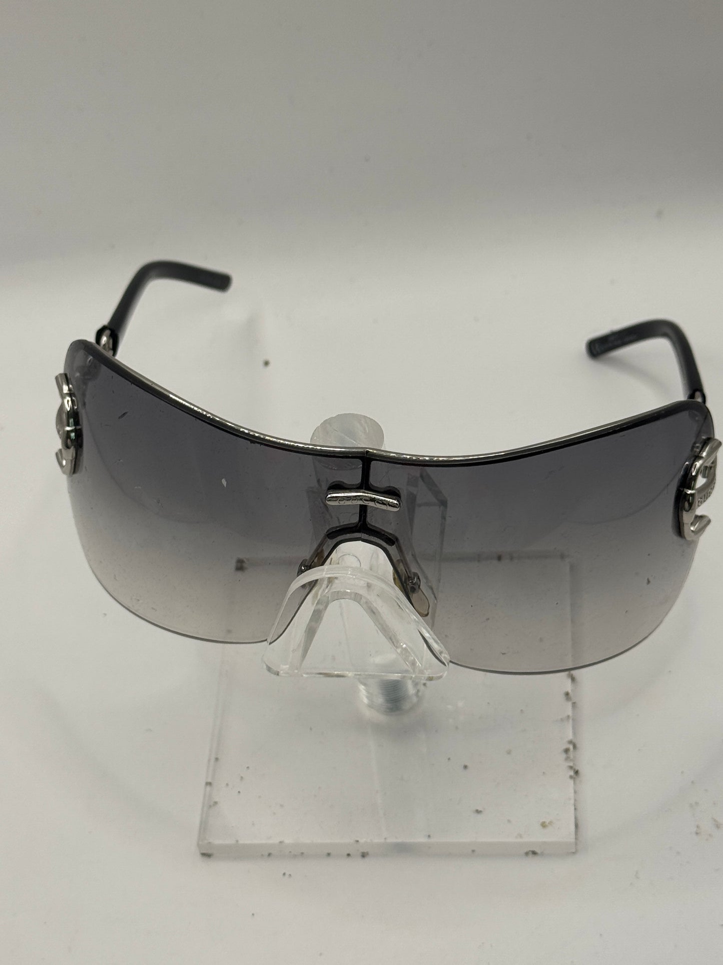 Gucci 2771 Sunglasses in color 010zr