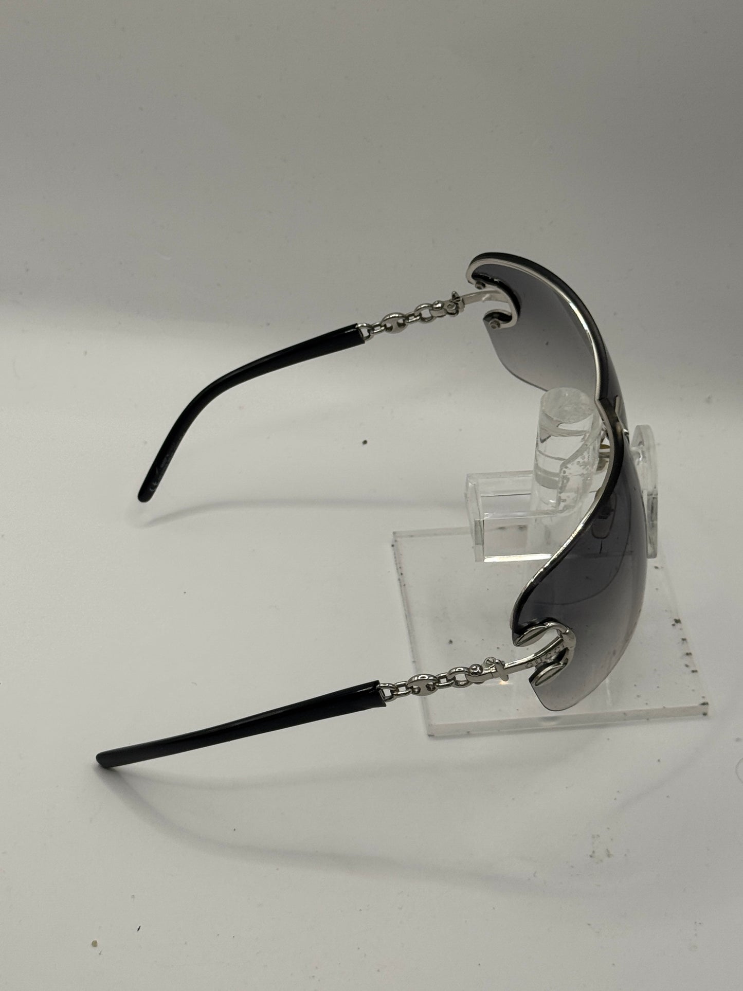 Gucci 2771 Sunglasses in color 010zr