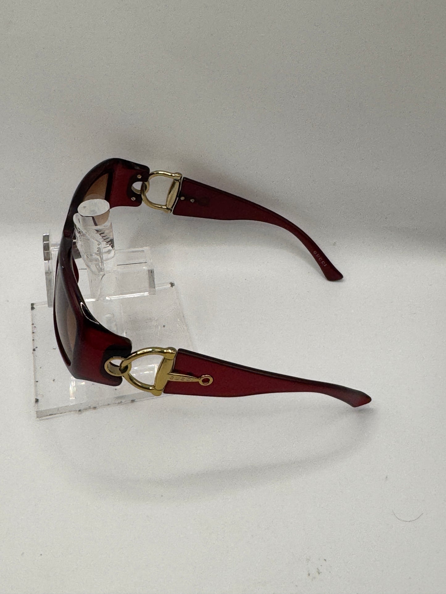Gucci 2943 Sunglasses in color Cmhs2