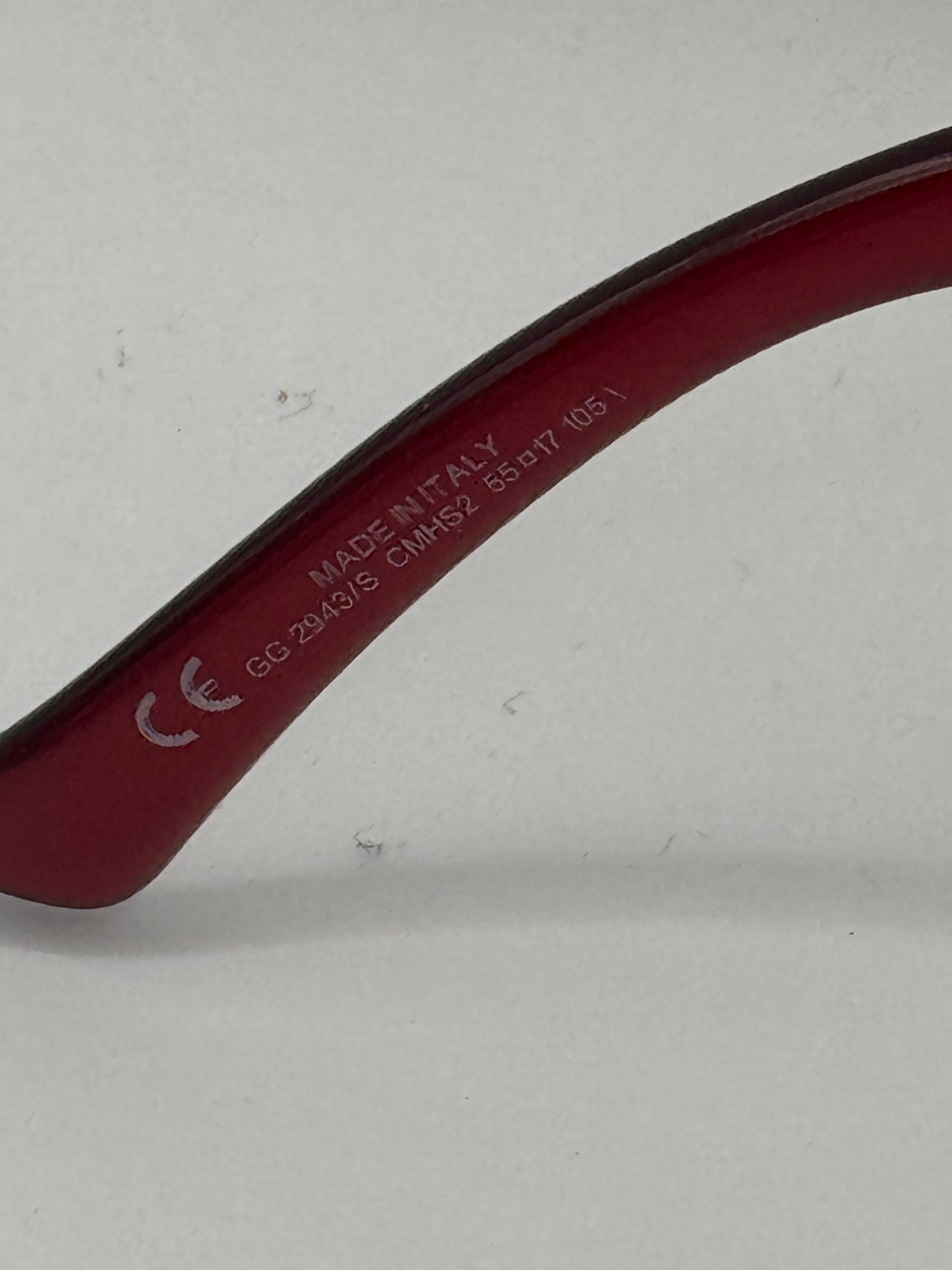 Gucci 2943 Sunglasses in color Cmhs2