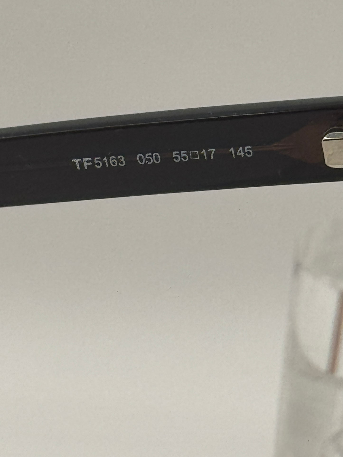 Tom Ford 5163 Eyeglasses in color 005