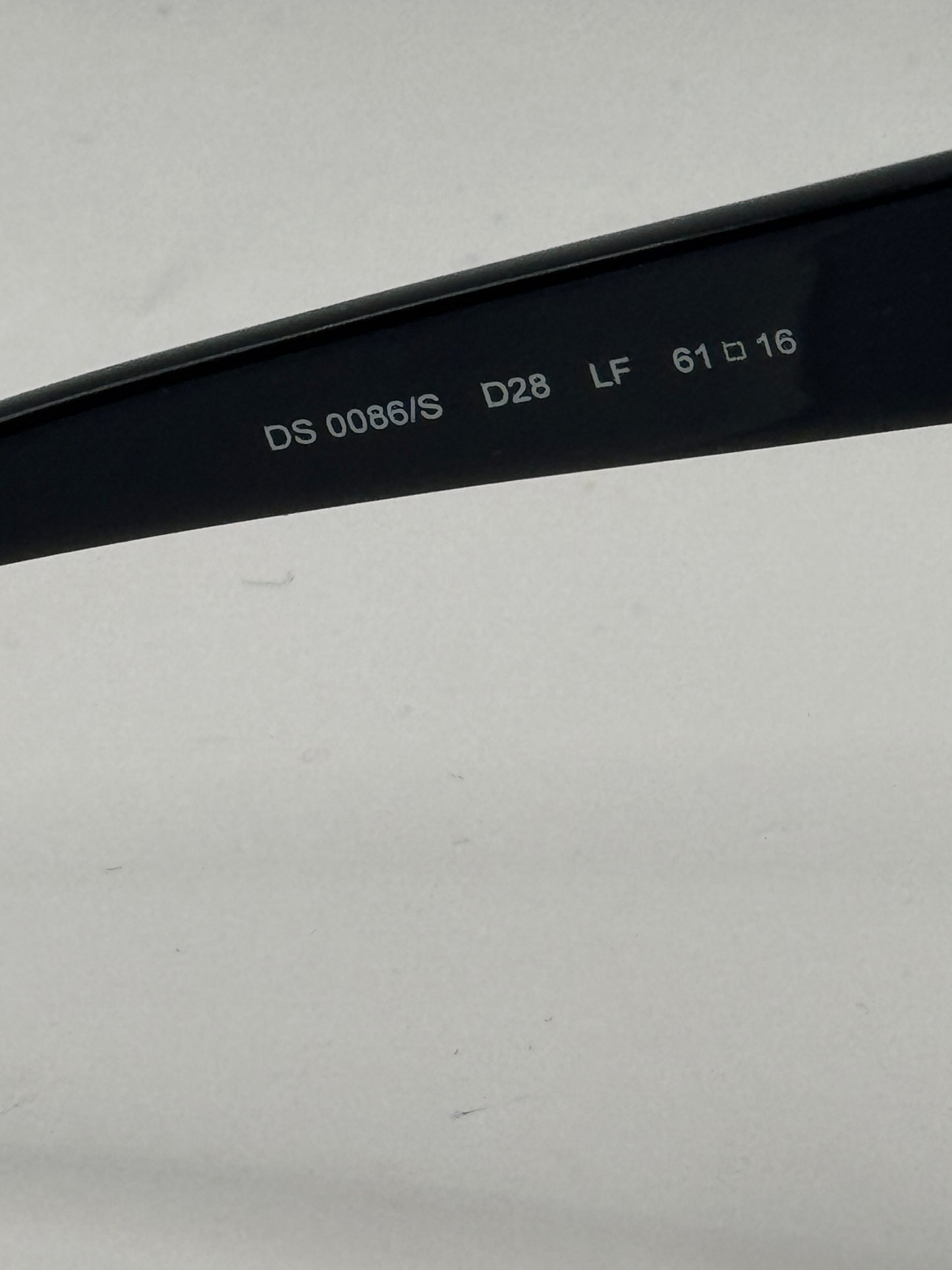 Diesel 0086 Sunglasses in color D28lf