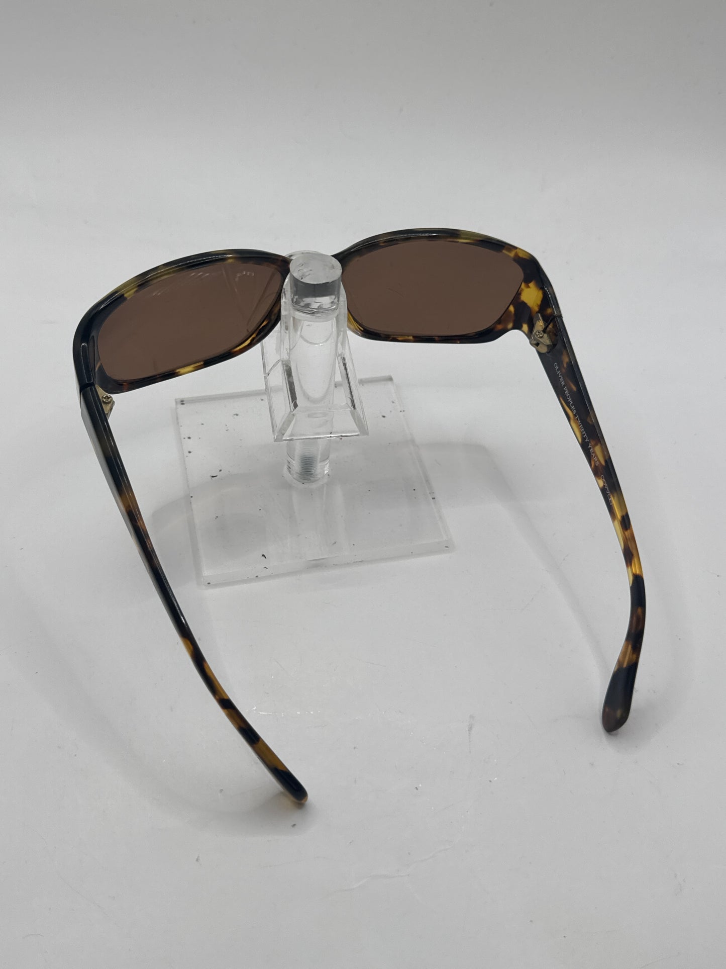Oliver Peoples Hayworth Sunglasses in color Dbt
