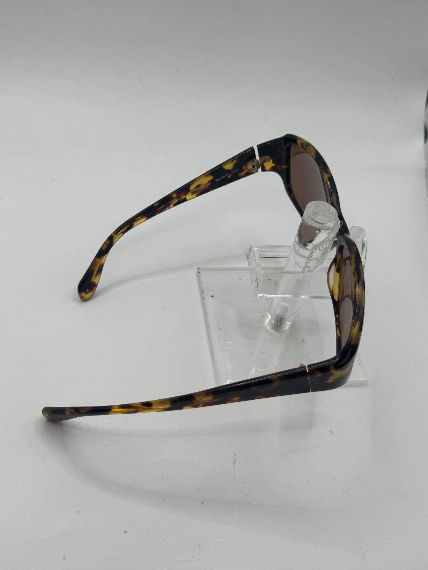 Oliver Peoples Hayworth Sunglasses in color Dbt