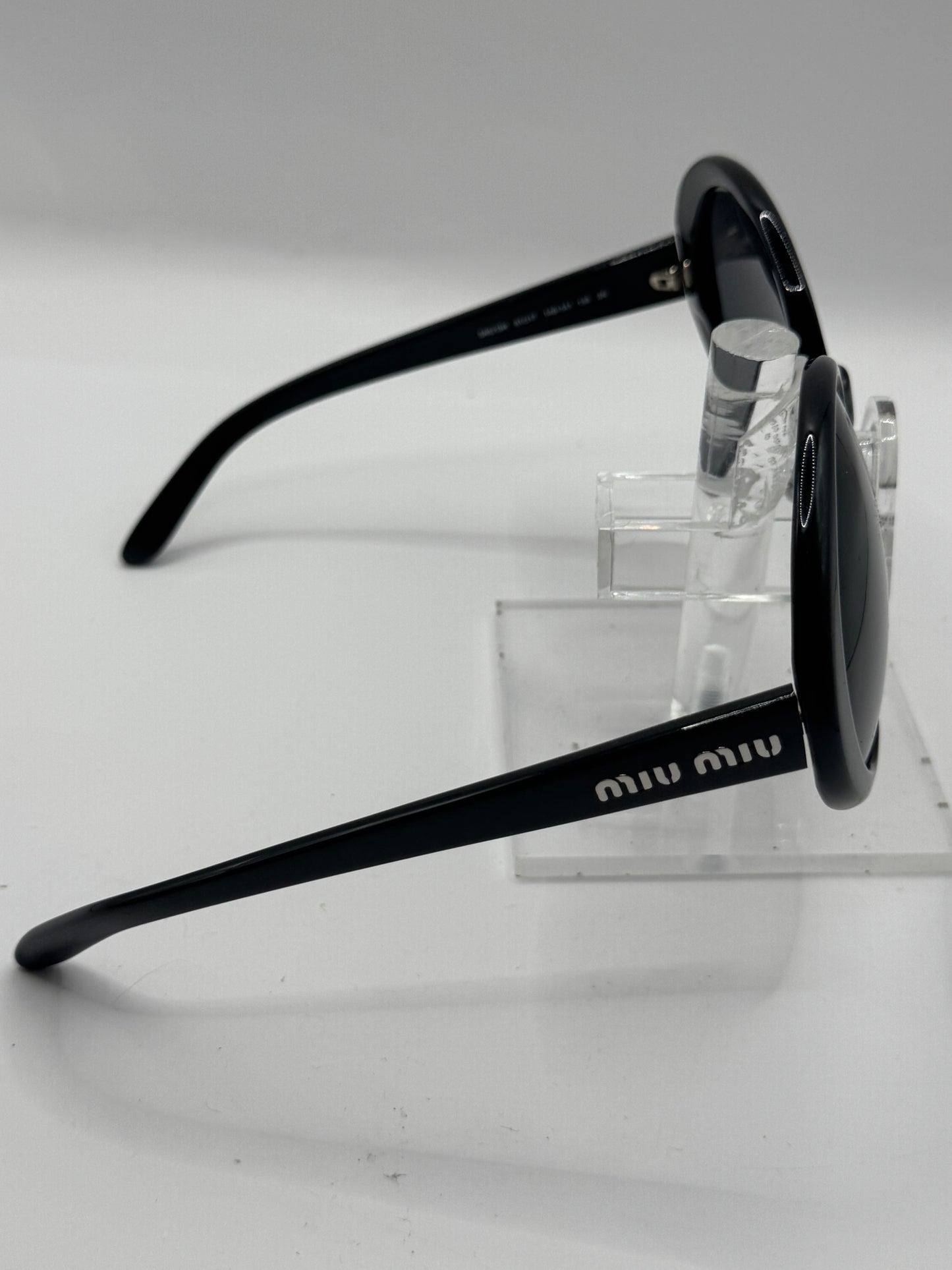 Miu Miu 13hs Sunglasses in color 1ab1a1