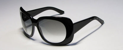 Bottega Veneta 42 Sunglasses in color 807lf