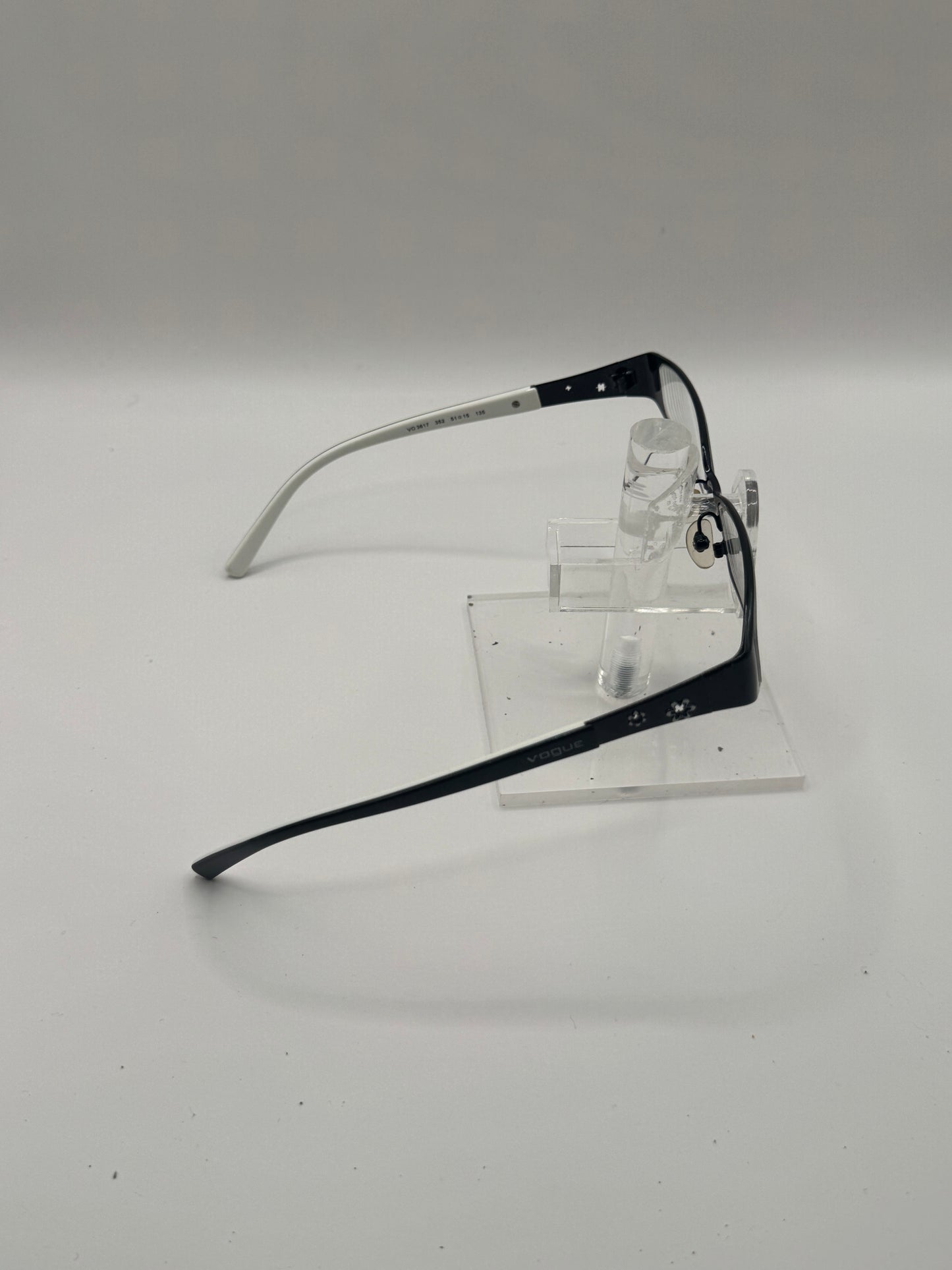 Vogue 3617 Eyeglasses in color 352
