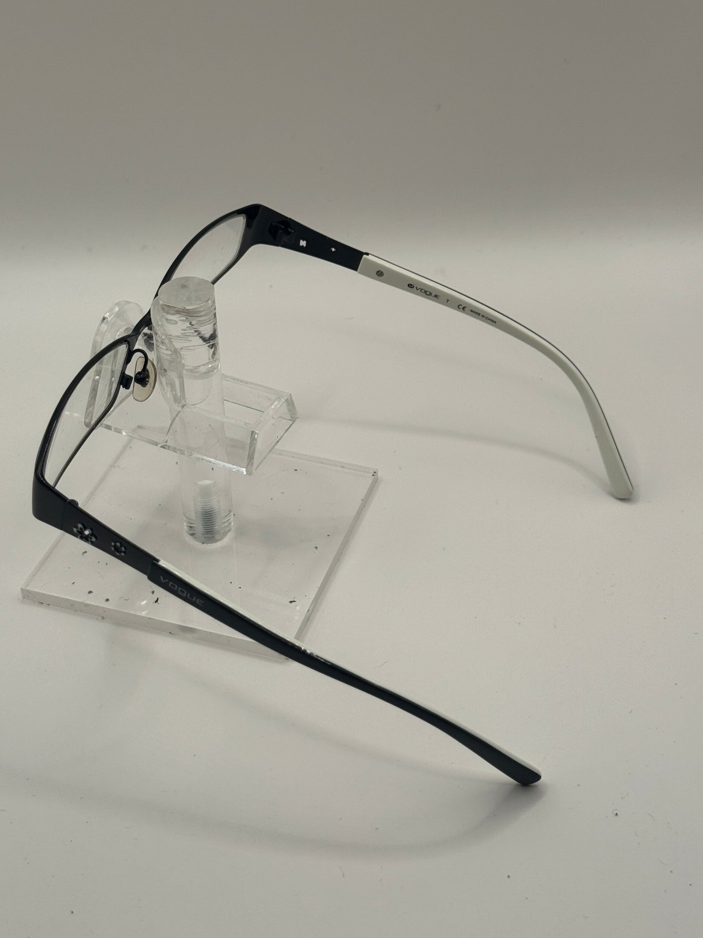 Vogue 3617 Eyeglasses in color 352