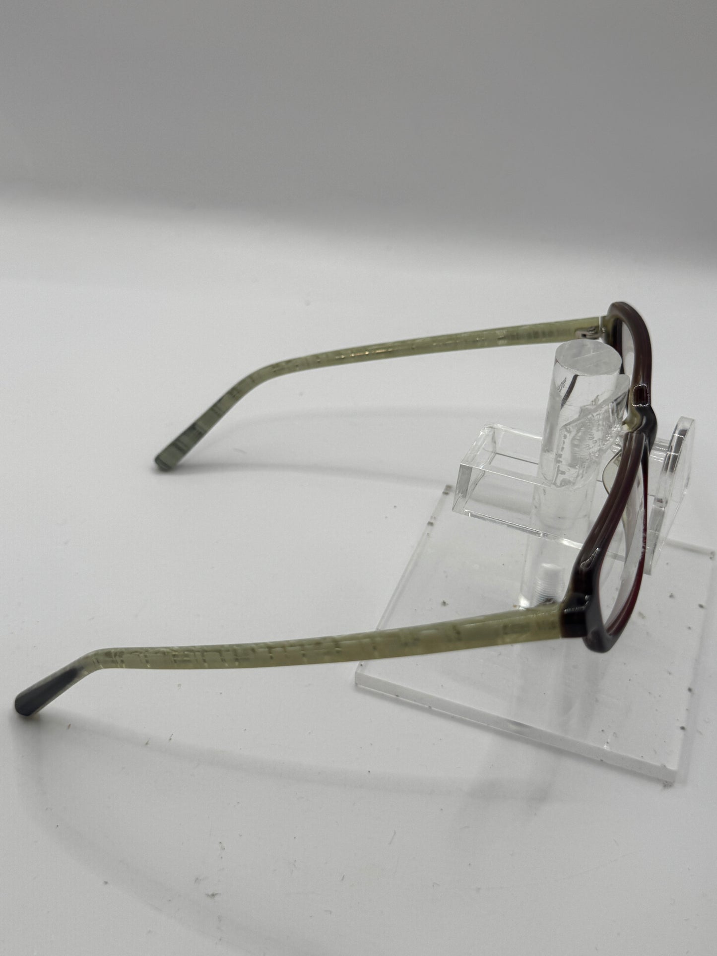 Legre 057 Eyeglasses in color 511