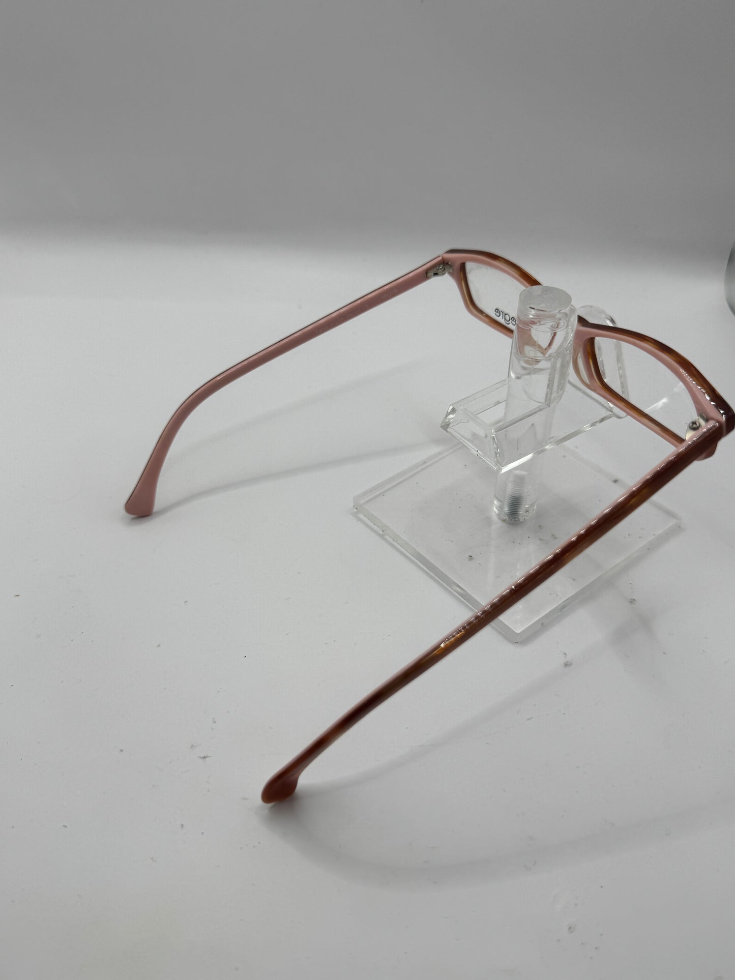 Legre 060 Eyeglasses in color 313