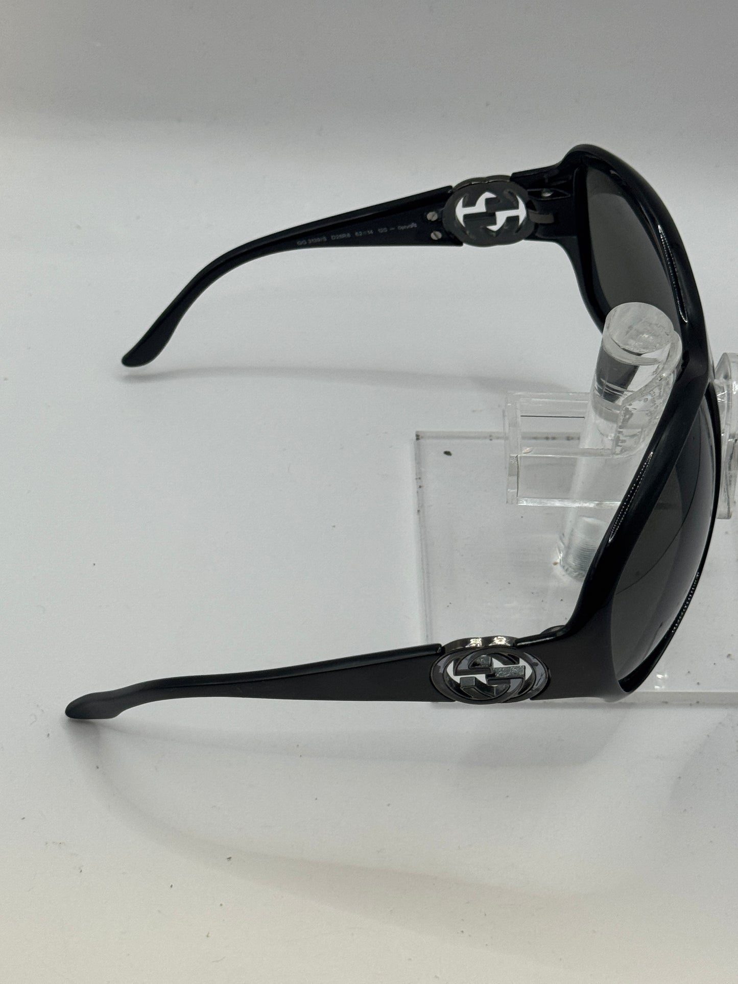 Gucci 3139 Sunglasses in color D28r6