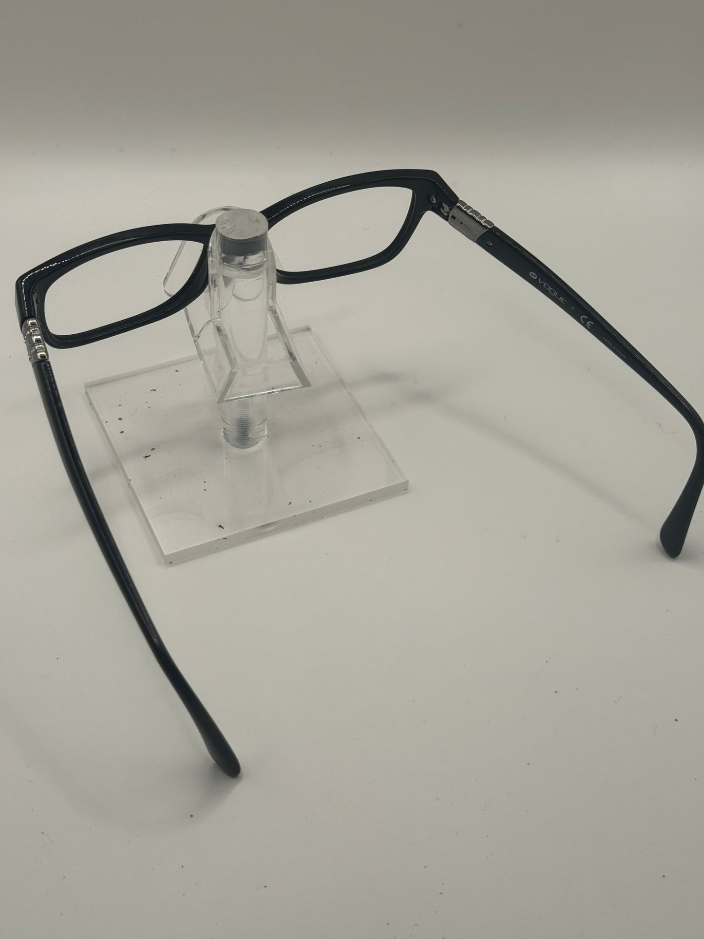 Vogue 2765b Eyeglasses in color W44