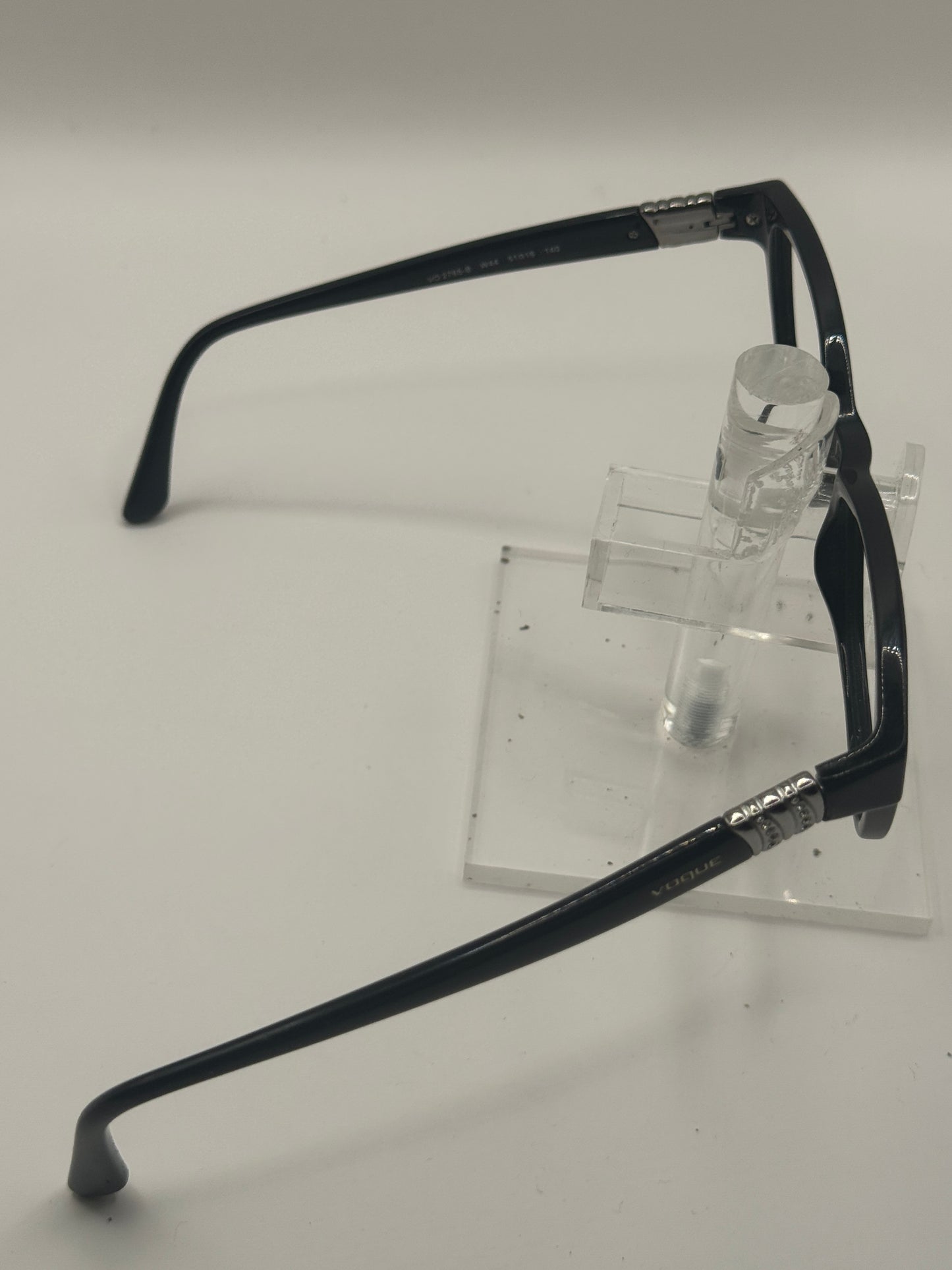 Vogue 2765b Eyeglasses in color W44