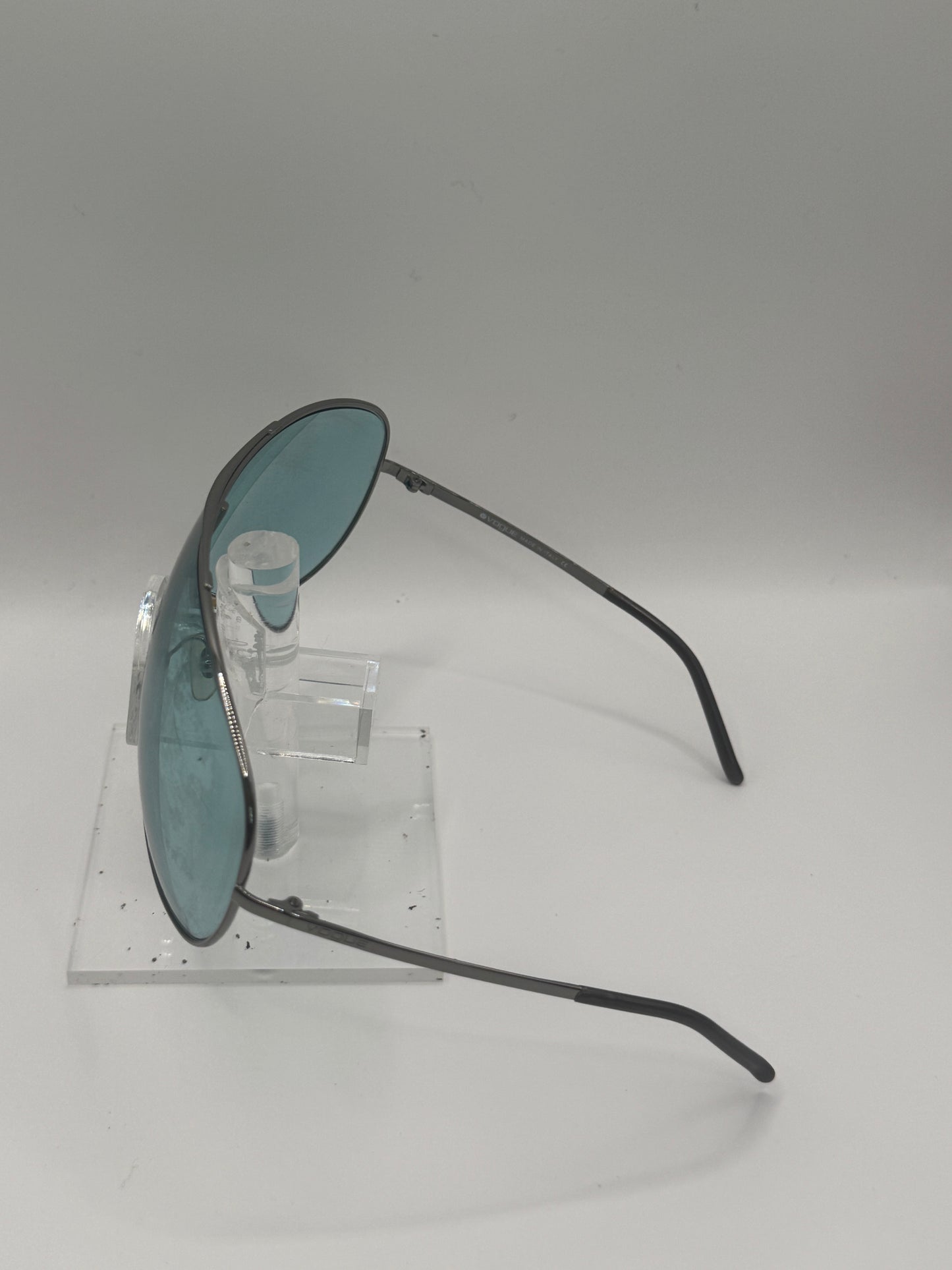 Vogue 3554 Sunglasses in color 3528g