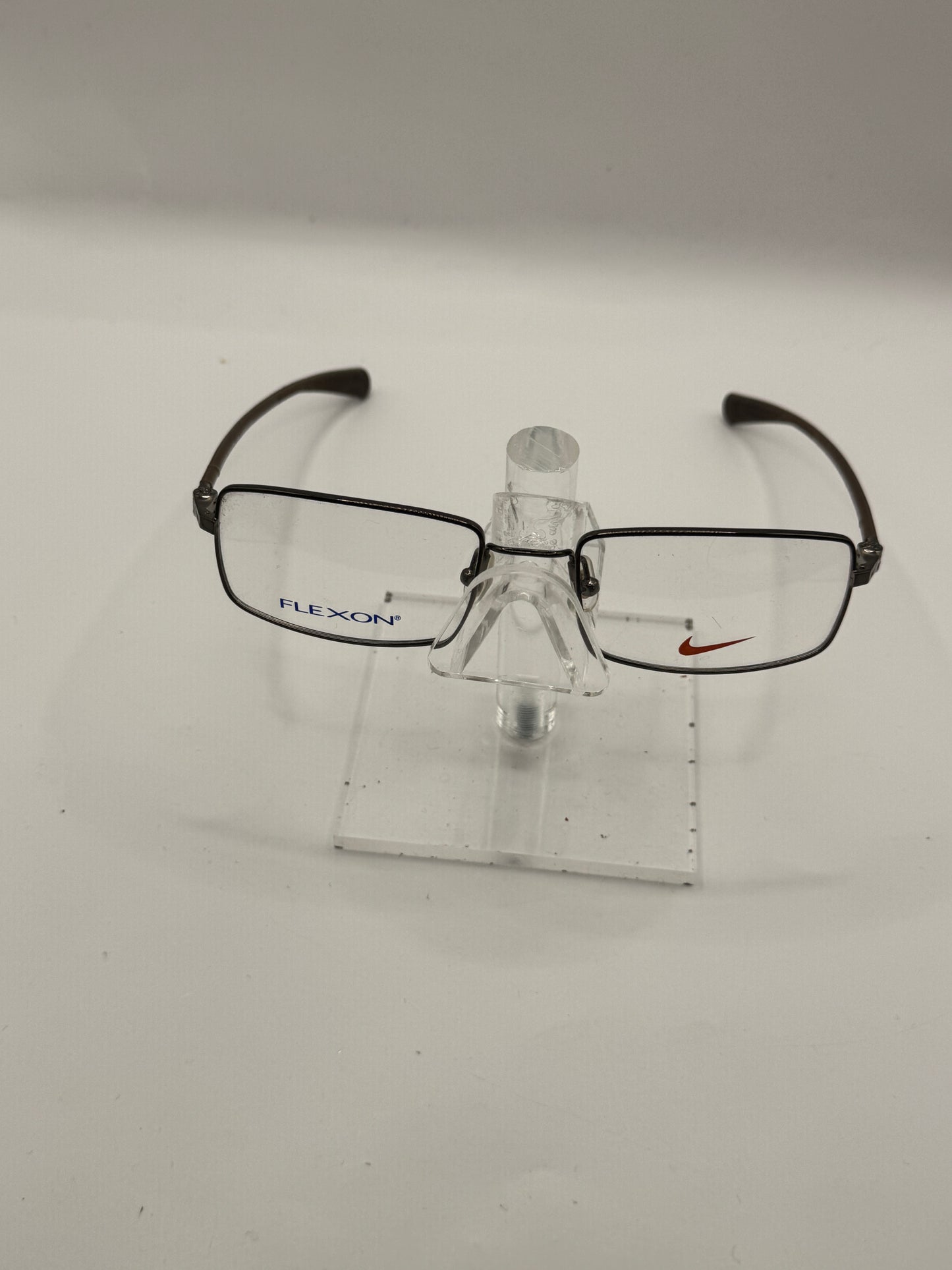 Nike 4123 Eyeglasses in color 200