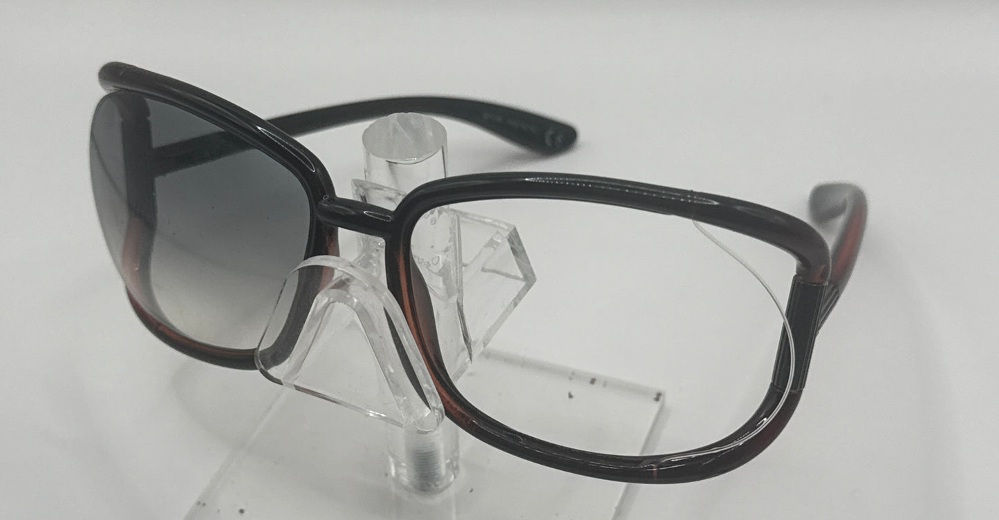 Tom Ford Genevieve Tf77 Sunglasses in color U49