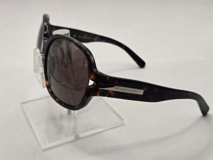 Burberry 4004 Sunglasses in color 30023