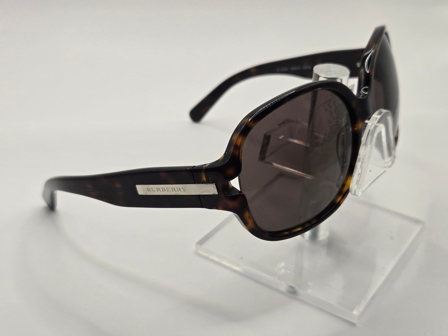 Burberry 4004 Sunglasses in color 30023