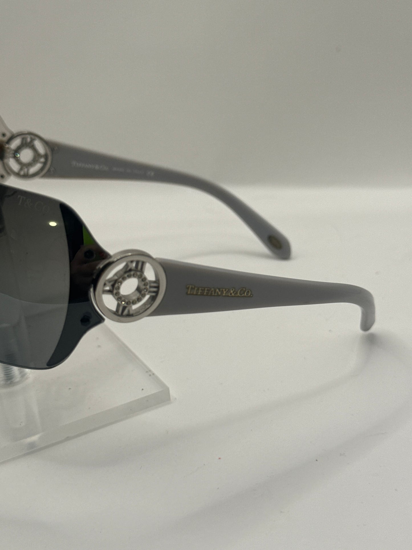 Tiffany 3003b Sunglasses in color 600188