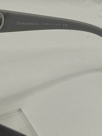 Tiffany 3003b Sunglasses in color 600188