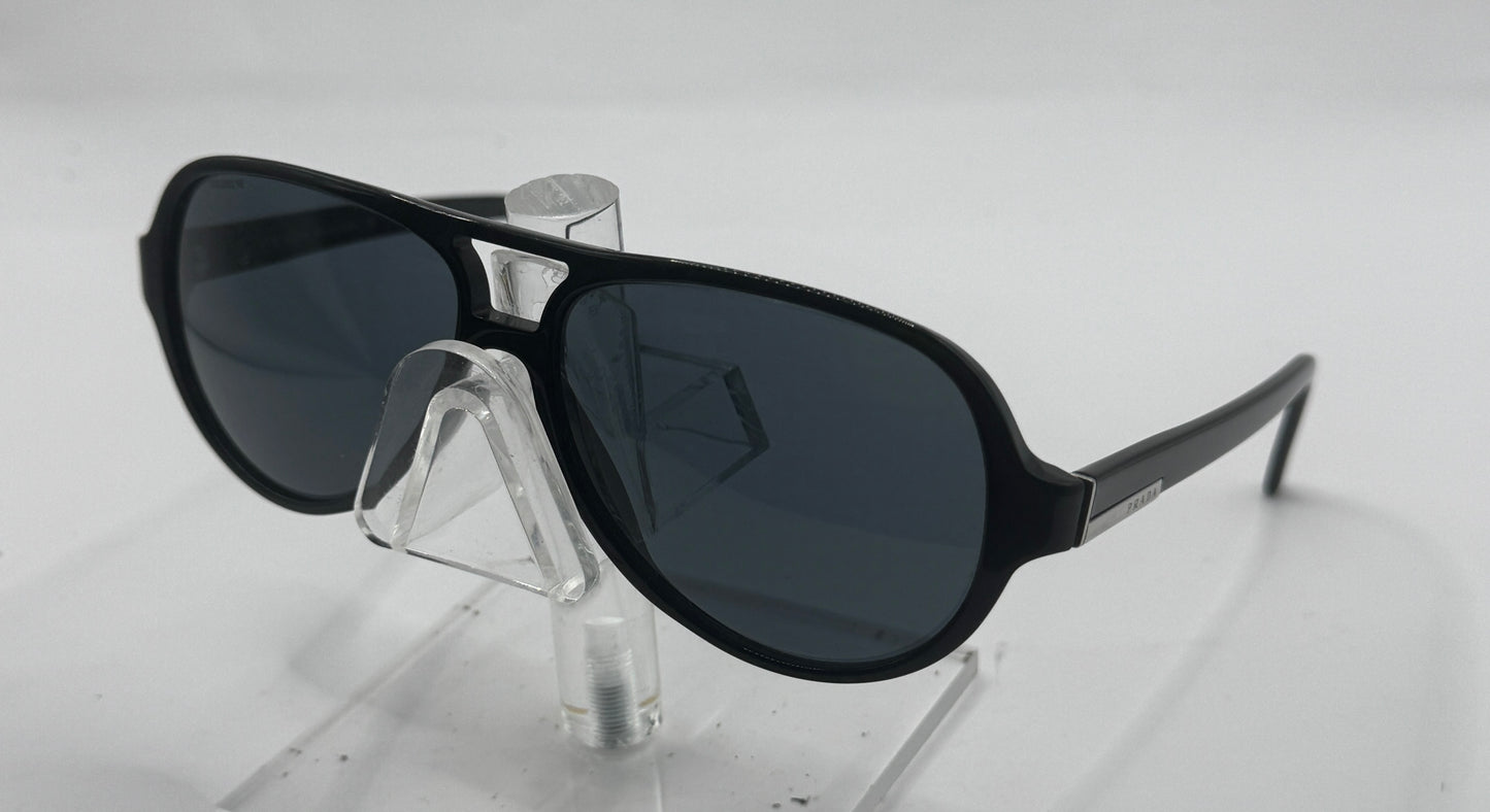 Prada Spr02g Sunglasses in color 1ab1a1