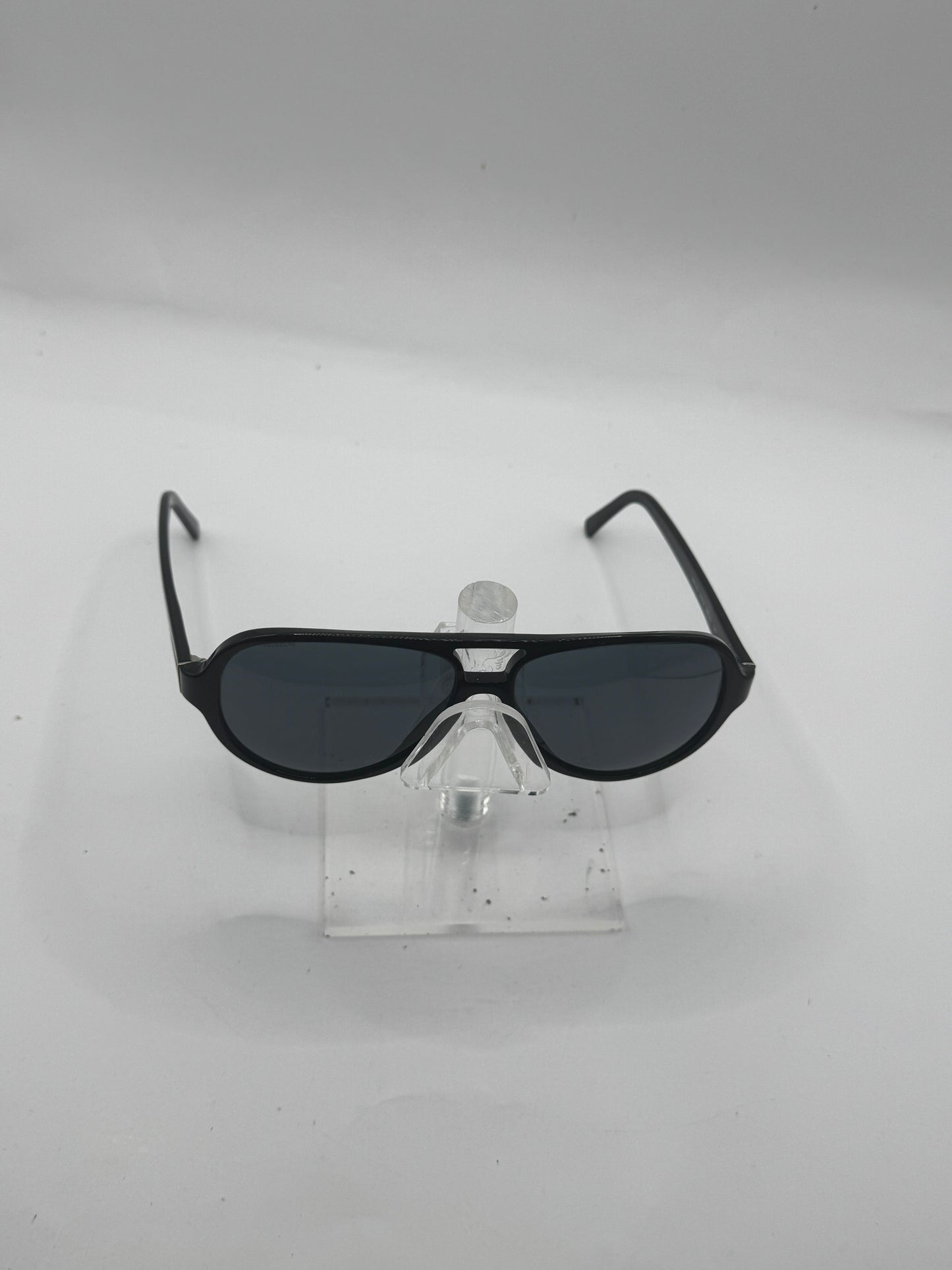 Prada Spr02g Sunglasses in color 1ab1a1