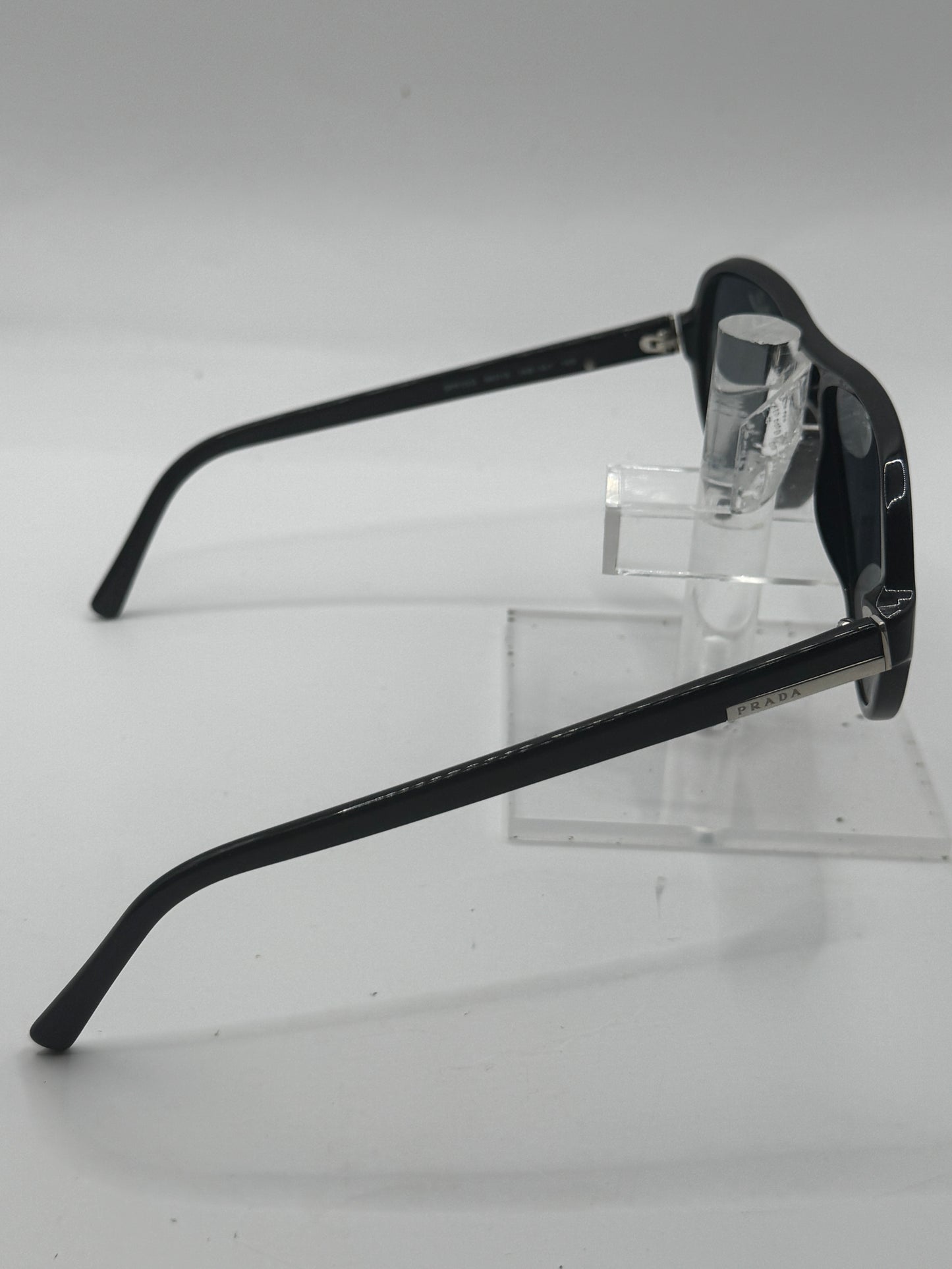 Prada Spr02g Sunglasses in color 1ab1a1