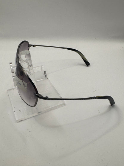 John Varvatos V728 Sunglasses in color Gunmetal