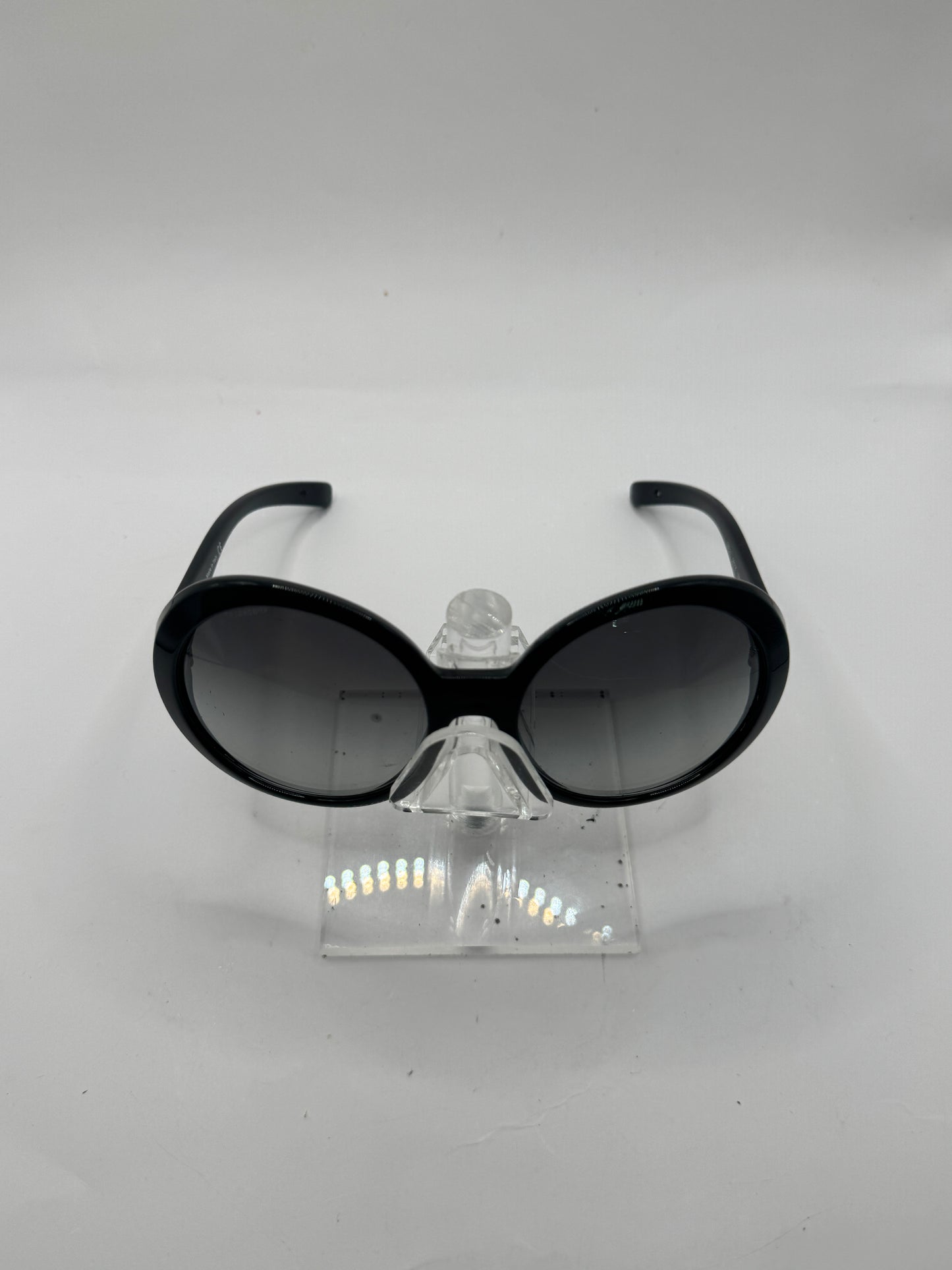 Prada Spr21l Sunglasses in color 1ab3m1