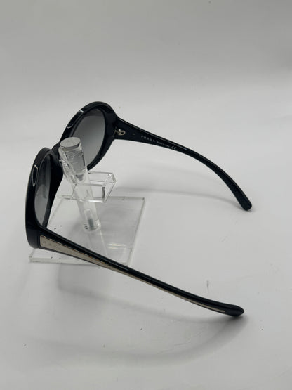 Prada Spr21l Sunglasses in color 1ab3m1