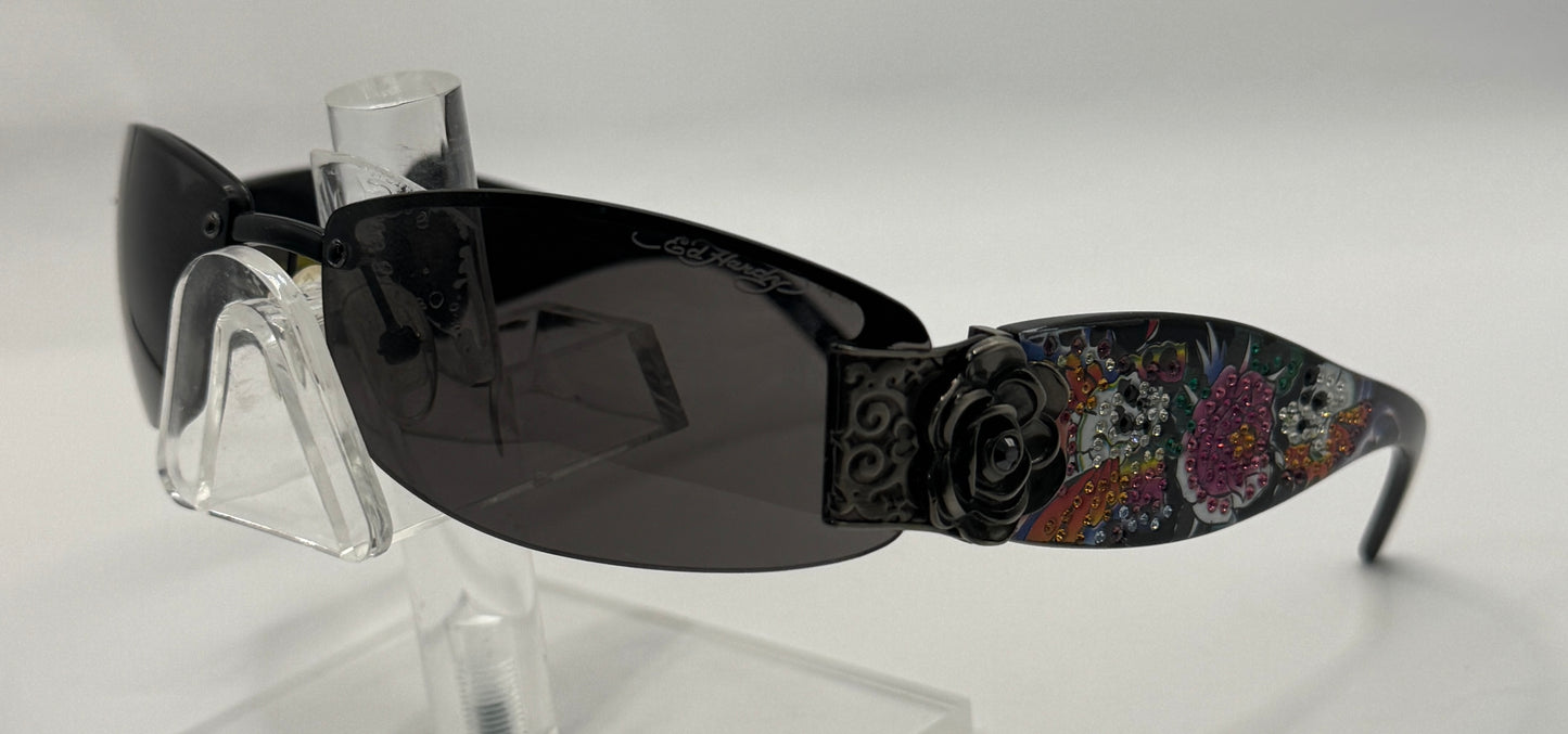 Ed Hardy Ehs 020 Sunglasses in color Black