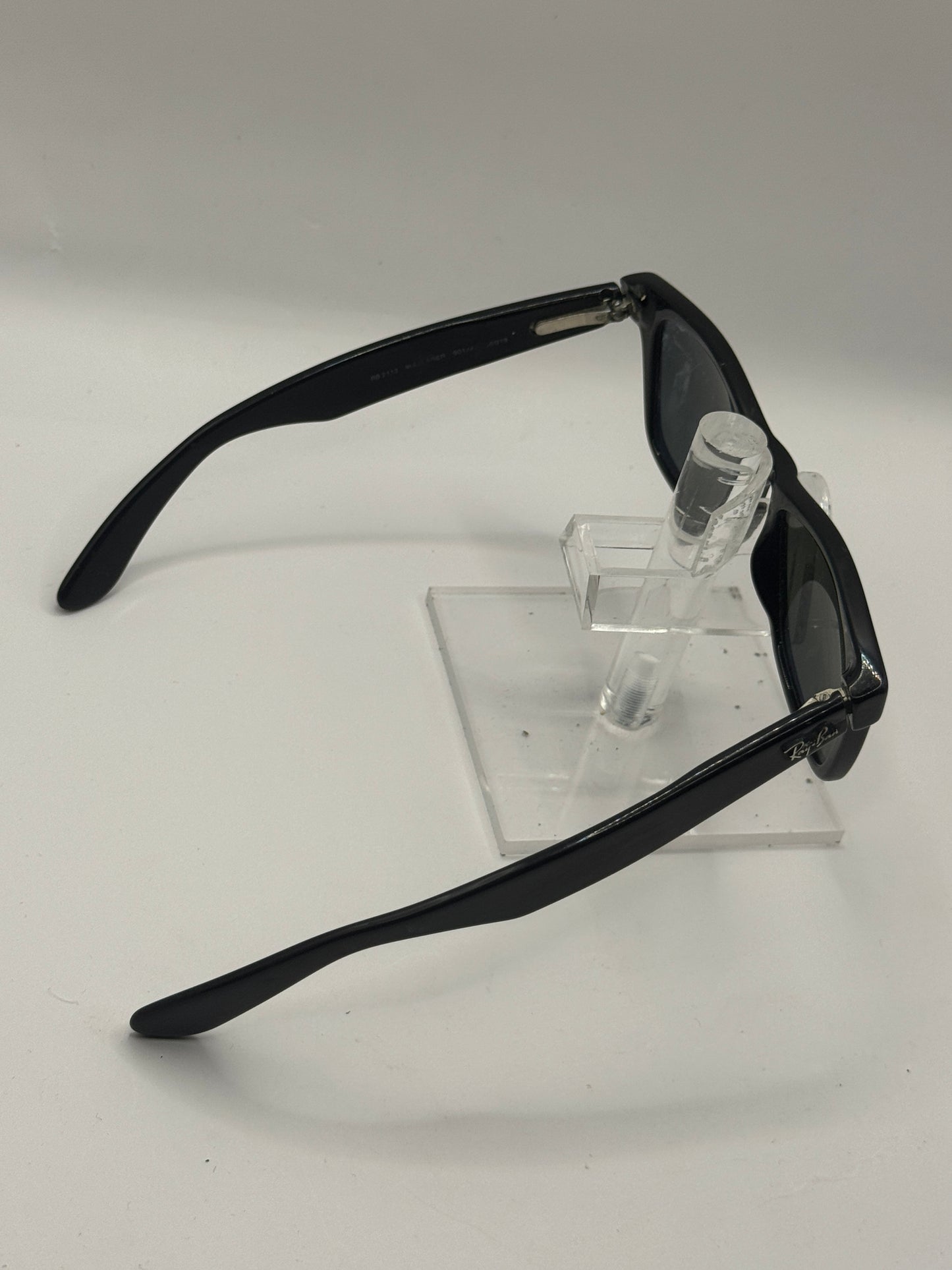 Ray Ban 2113 Sunglasses in color 90148