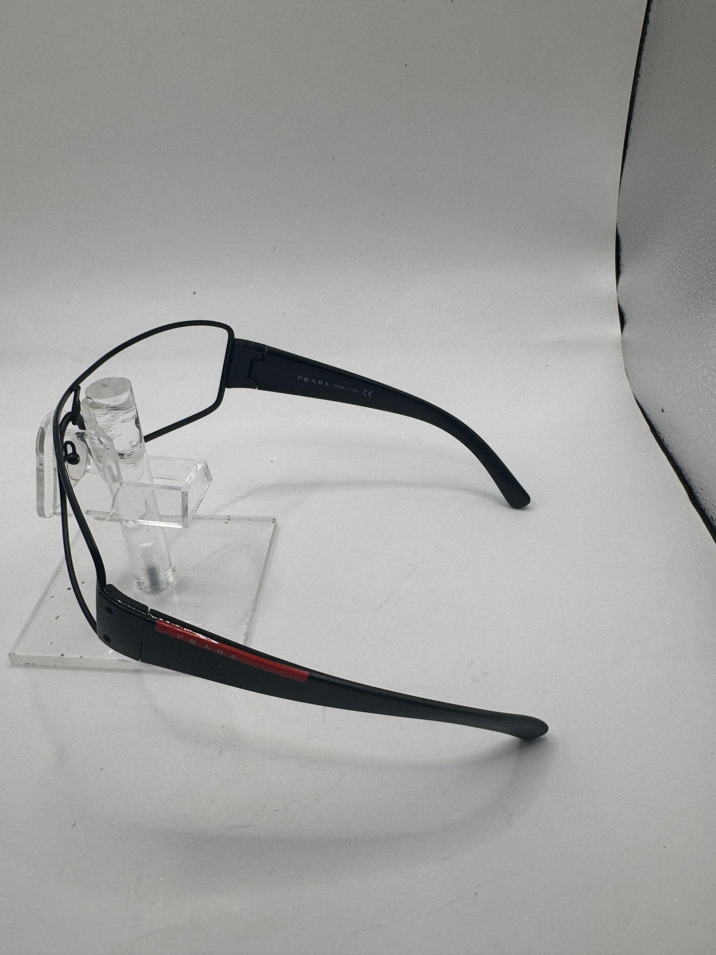 Prada Sps52e Sunglasses in color 1bo3o1