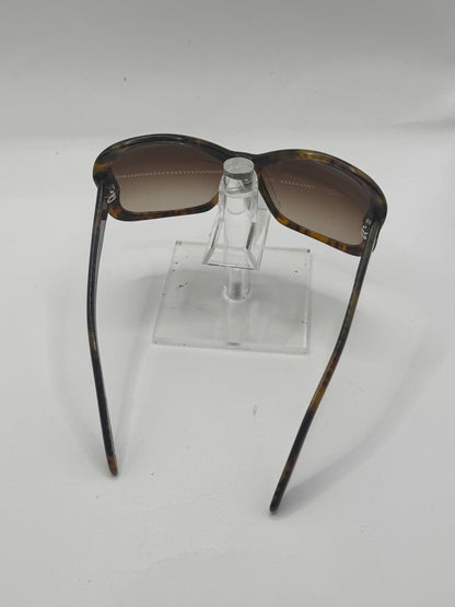 Prada Spr18i Sunglasses in color 2au6s1
