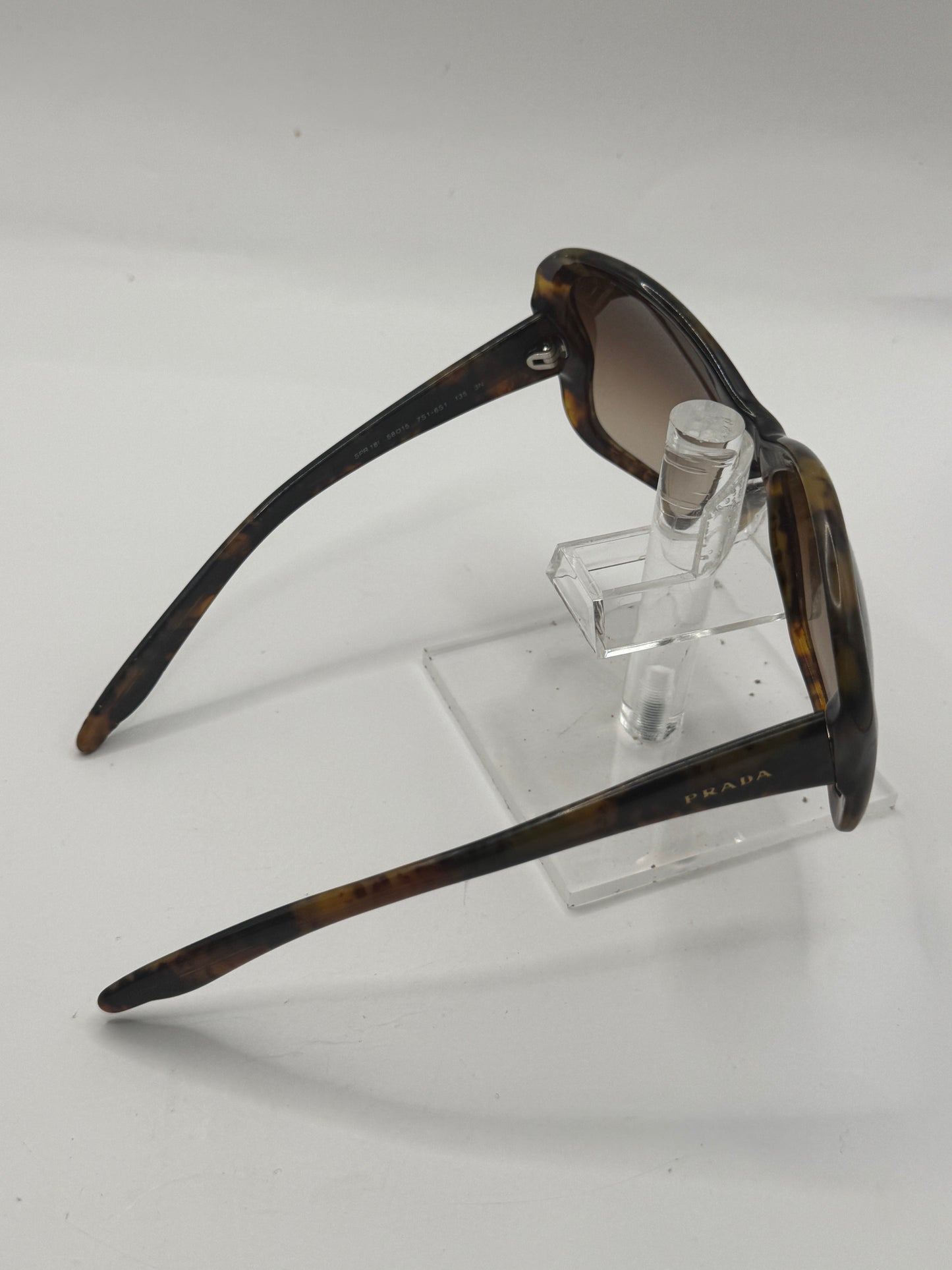 Prada Spr18i Sunglasses in color 2au6s1