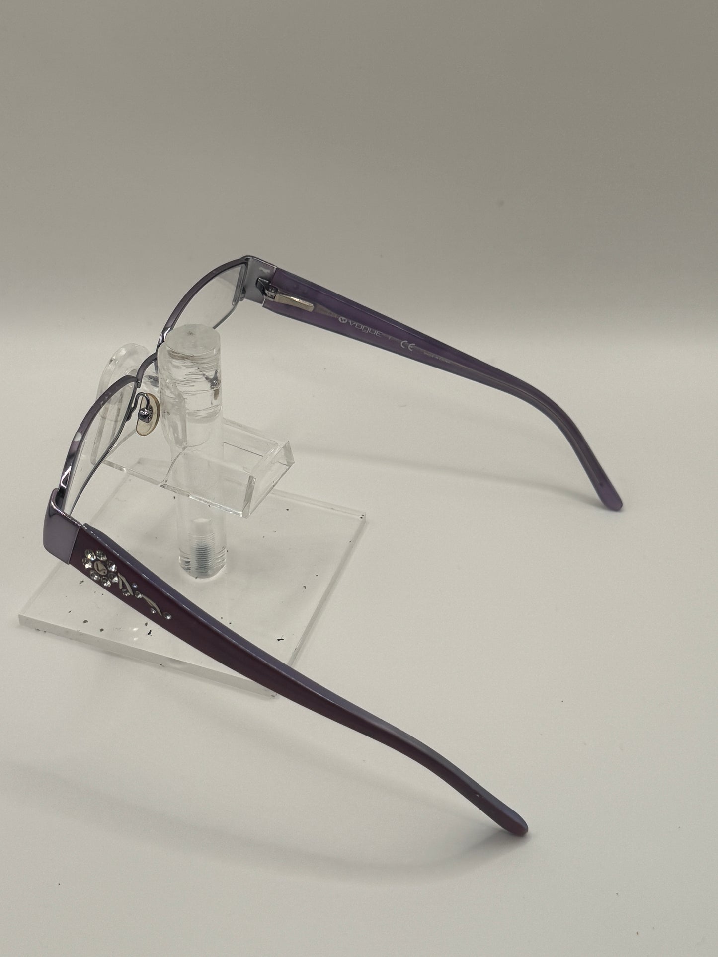 Vogue 3691b Eyeglasses in color 612