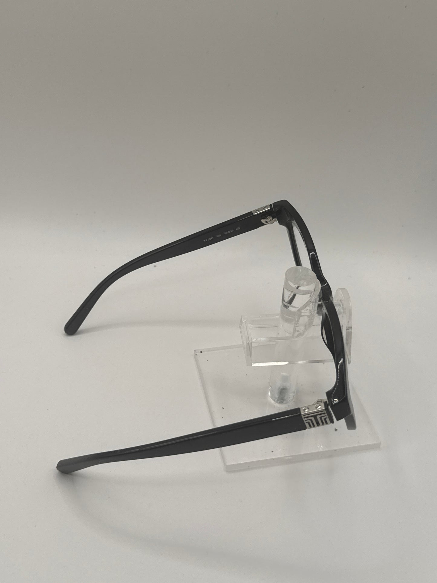 Tory Burch 2047 Eyeglasses in color 501