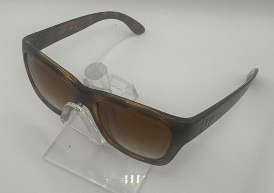 Ray Ban 4194 Sunglasses in color 71085