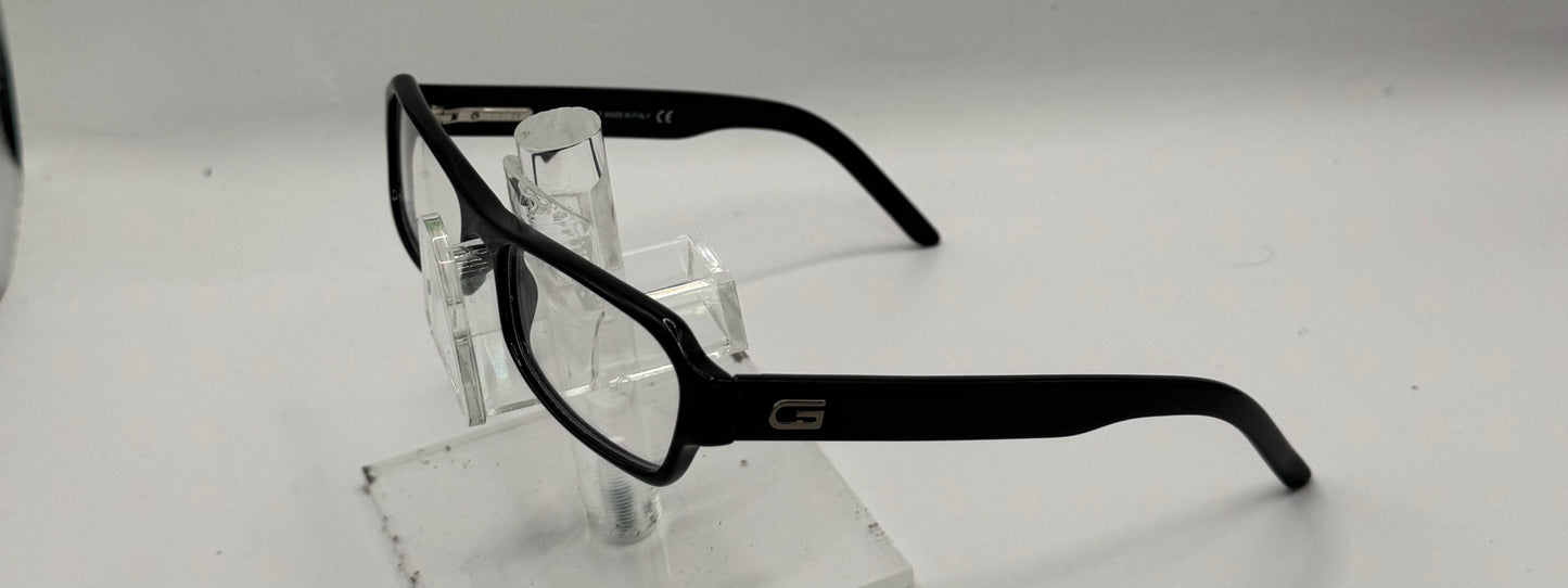 Gucci 2582 Eyeglasses in color 80700