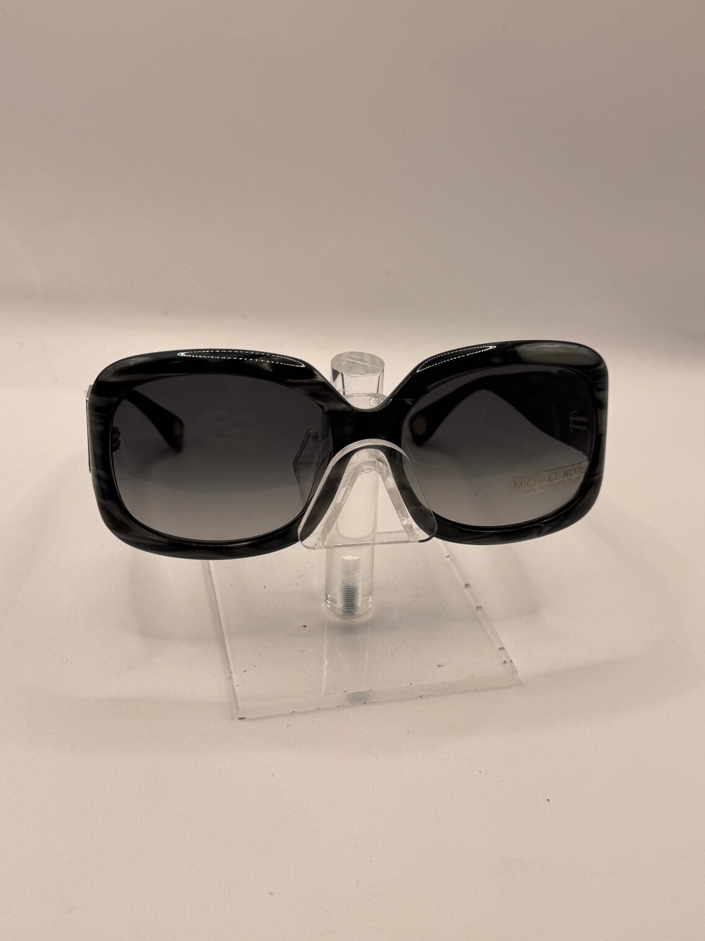 Michael Kors Rehearsal 644 Sunglasses in color 008
