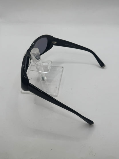 Oliver Peoples Phoebe Sunglasses in color Black