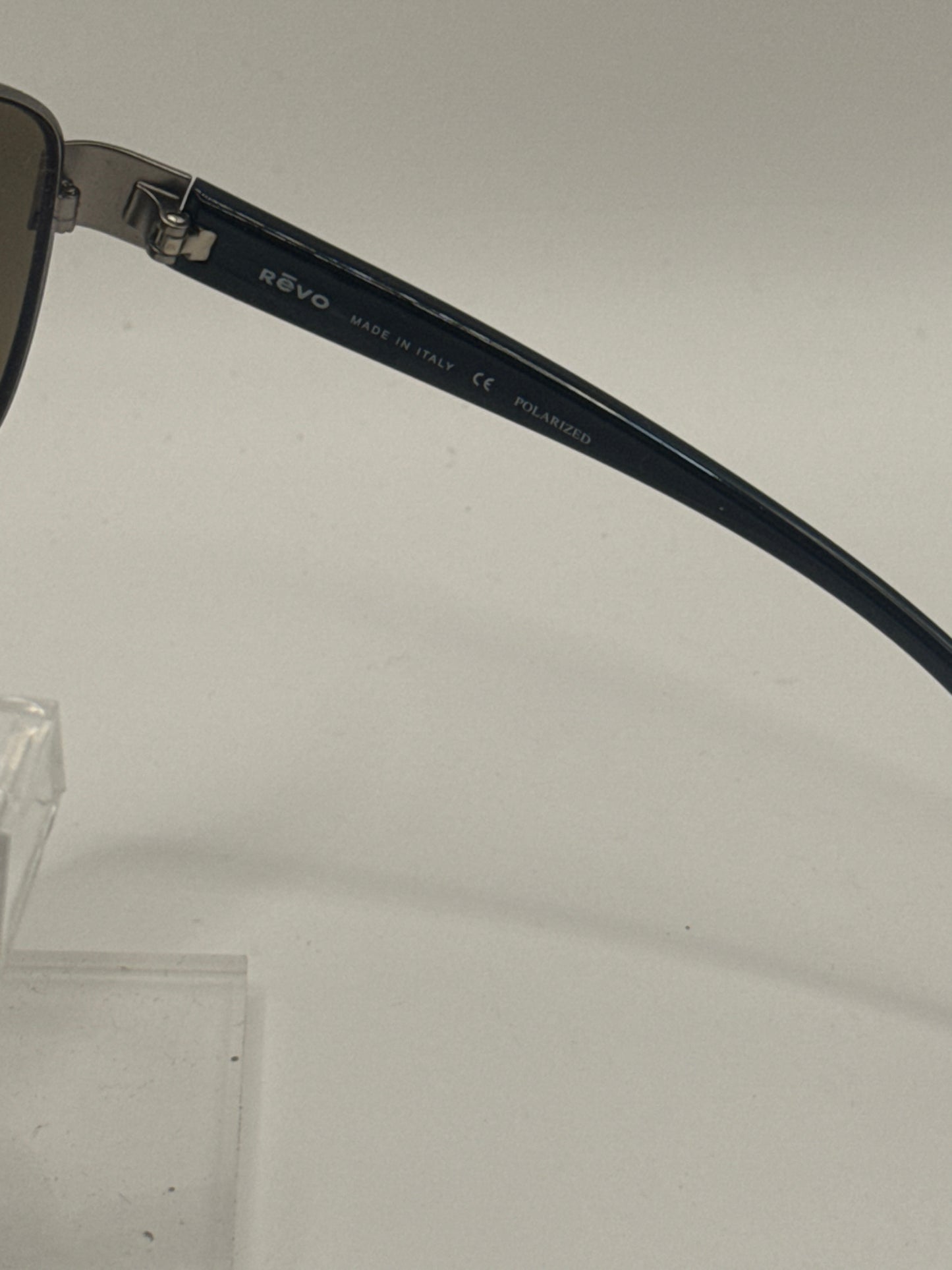 Revo 3087 Sunglasses in color 07