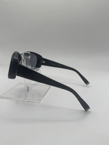 Oliver Peoples Phoebe Sunglasses in color Black