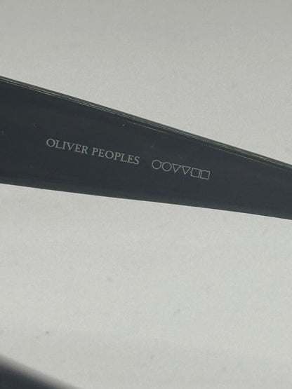 Oliver Peoples Phoebe Sunglasses in color Black