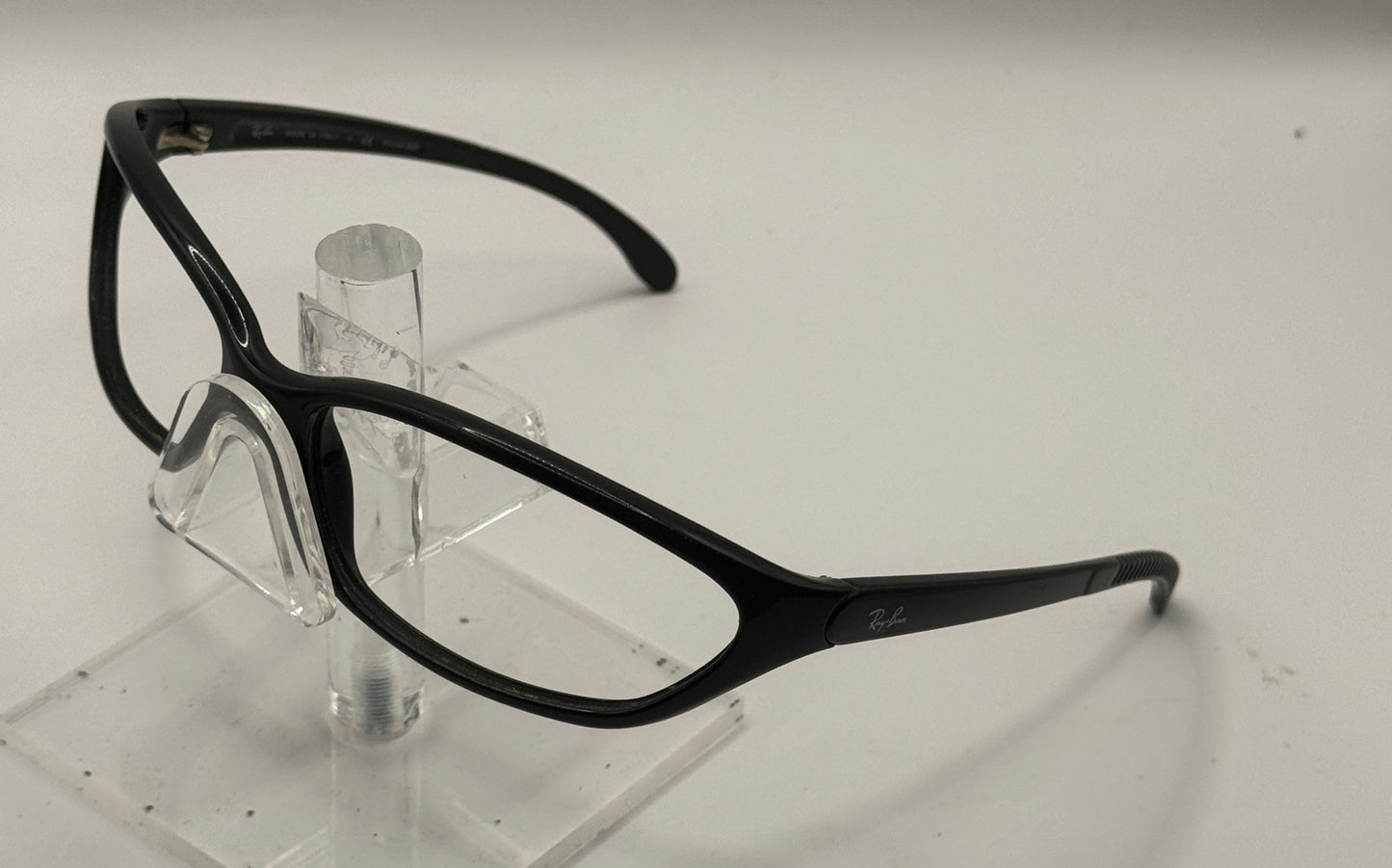 Ray Ban 4011 Sunglasses in color 9016a