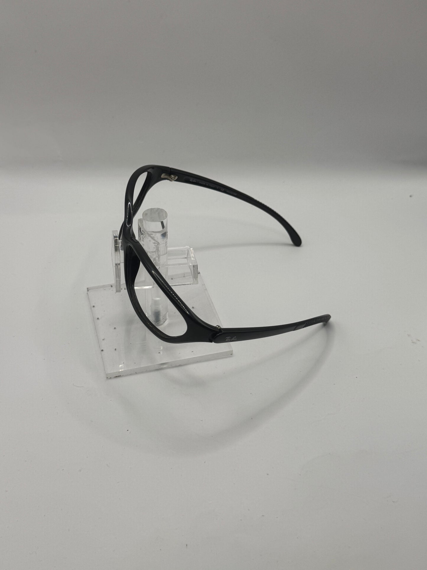 Ray Ban 4011 Sunglasses in color 9016a