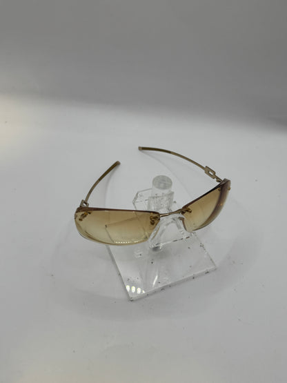 Gucci 1784 Sunglasses in color 000