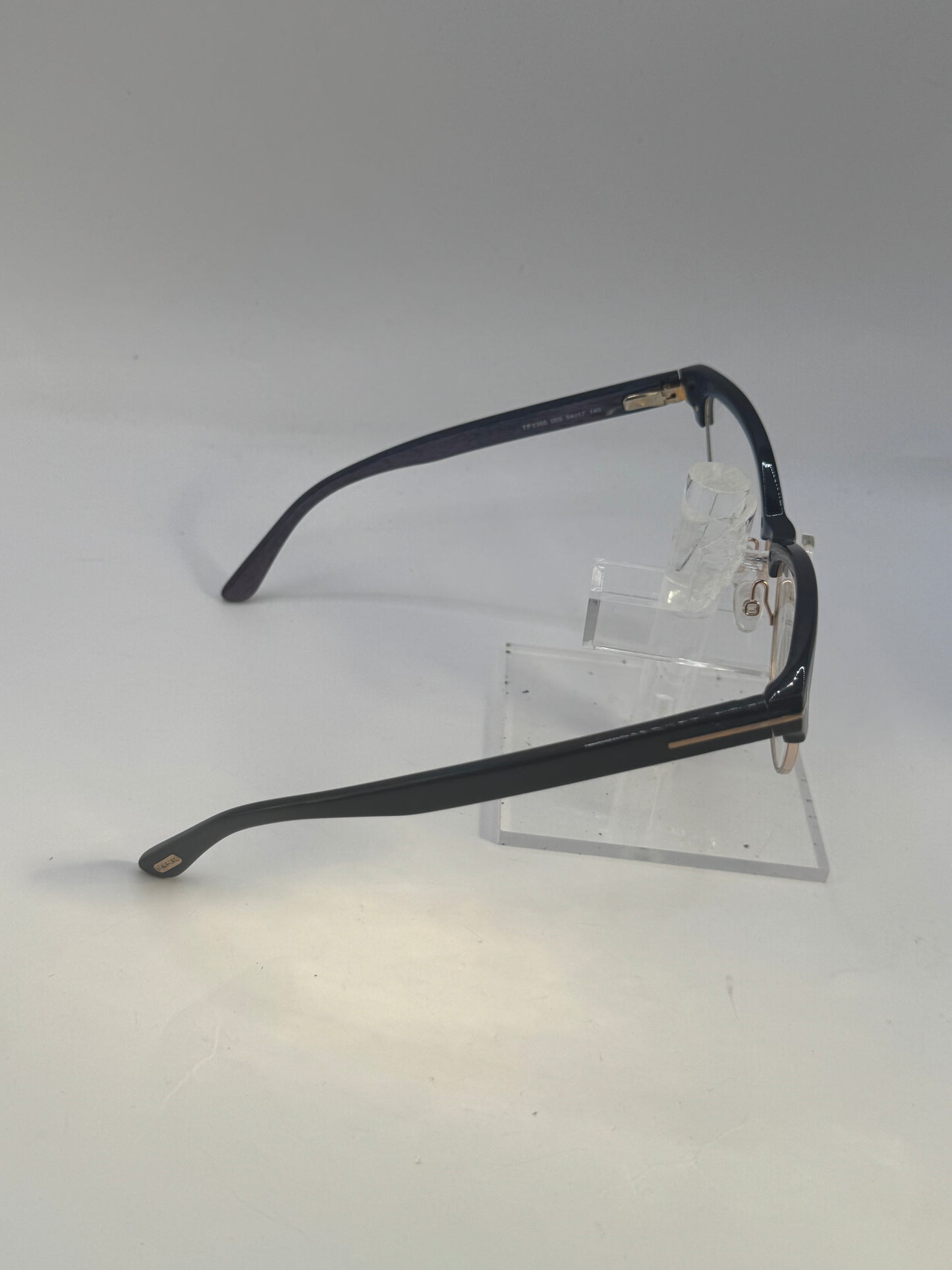 Tom Ford 5365 Eyeglasses in color 005